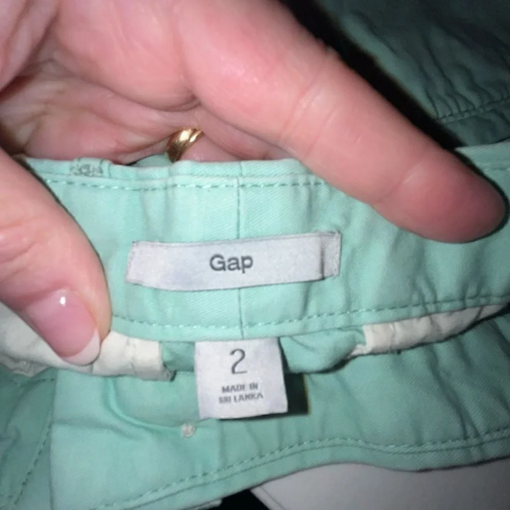 Gap Mint Green Chino Shorts Size‎ 2 100% Cotton Mid Rise Summer Casual Preppy